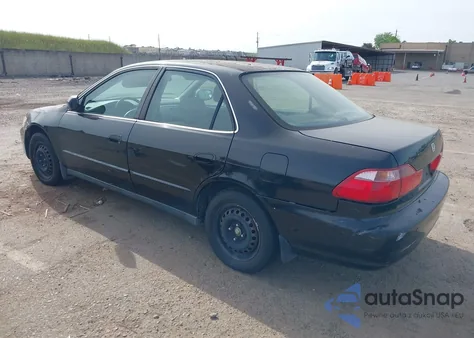 1999 Honda Accord Lx z USA, uszkodzony, nr VIN JHMCG665XXC005602
